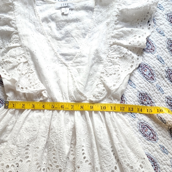 LIFE white ruffle eyelet shirt embroidered bohemian size S - Picture 4 of 7